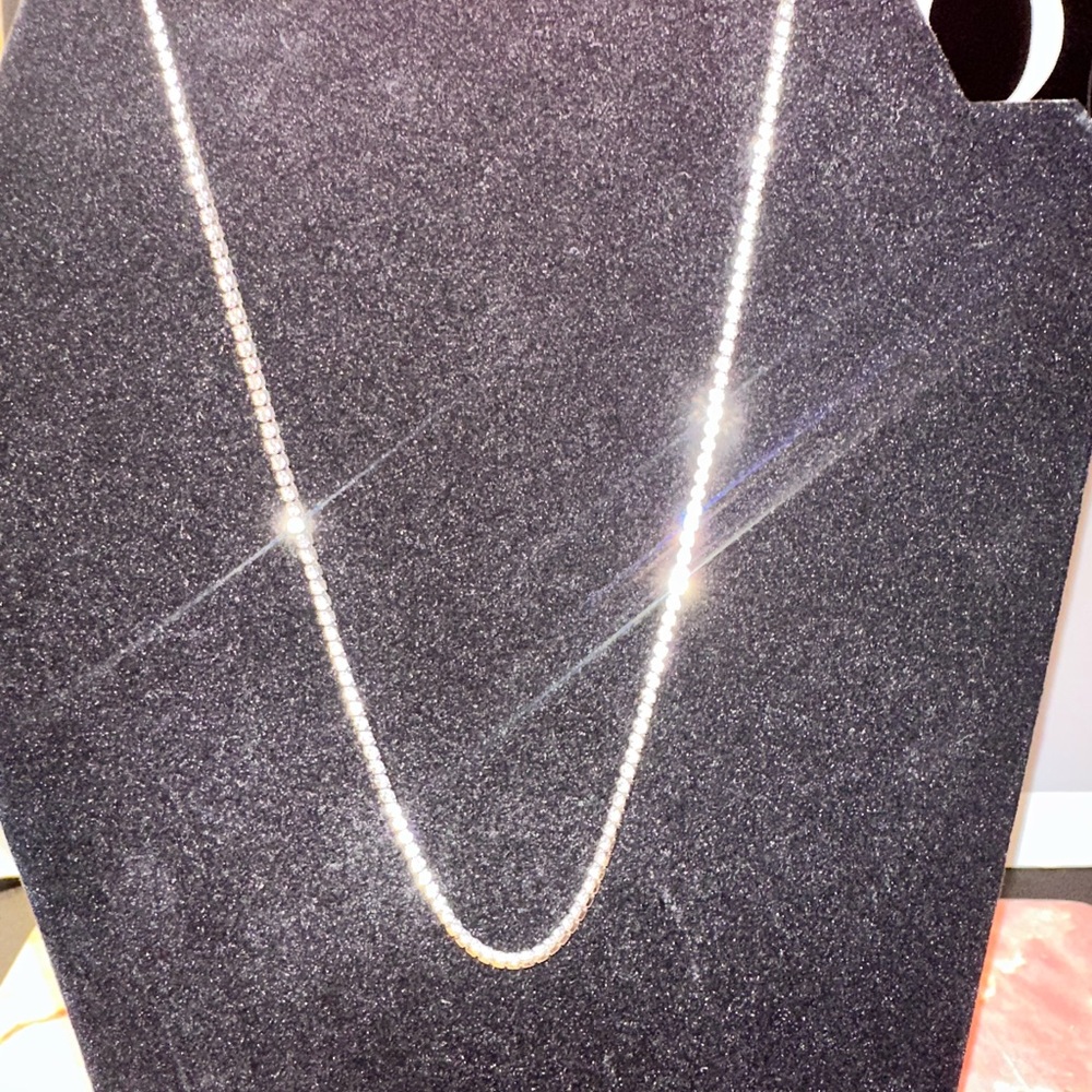 Elegant Silver Necklace